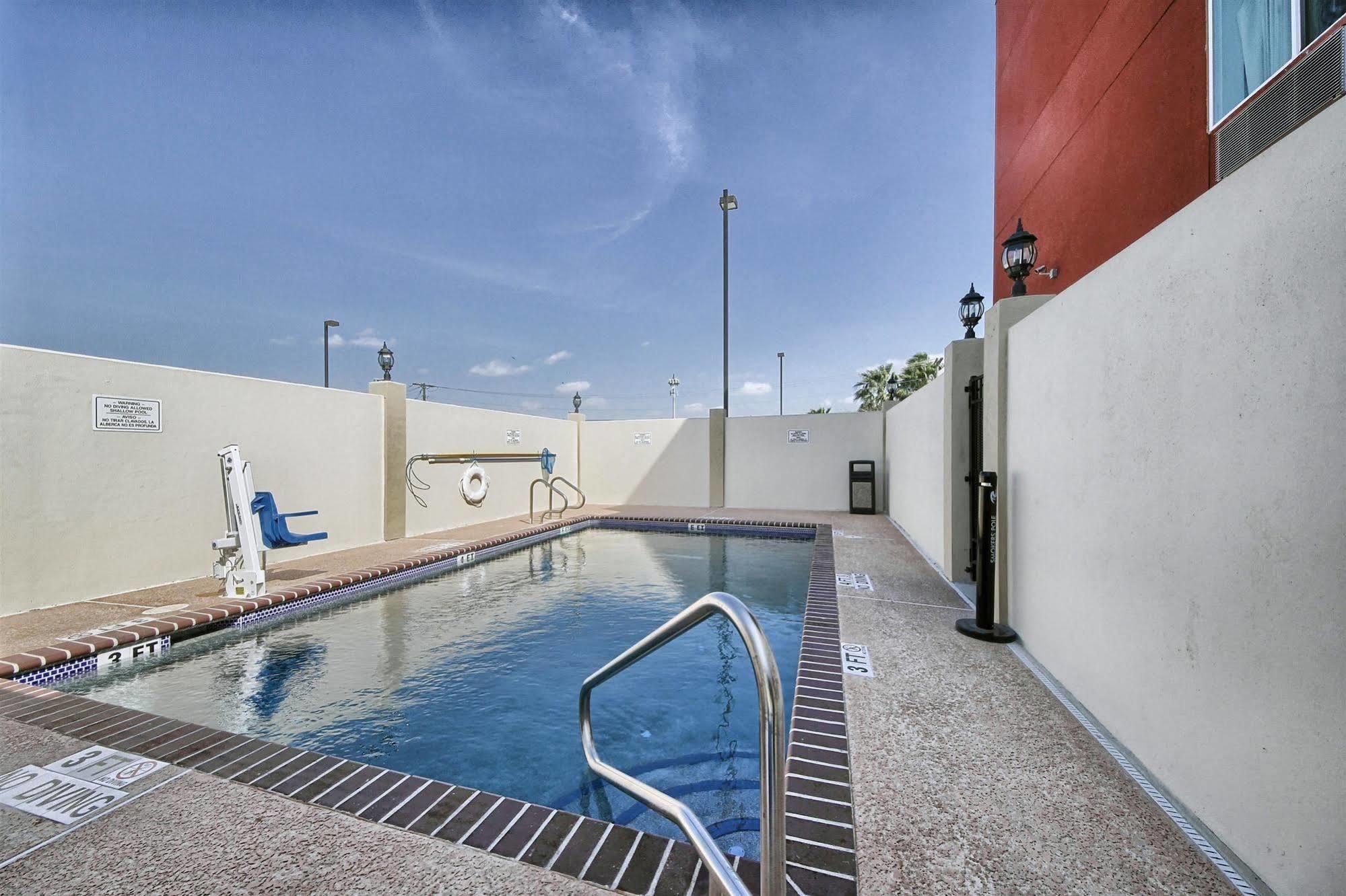 Motel 6-Weslaco, Tx ภายนอก รูปภาพ